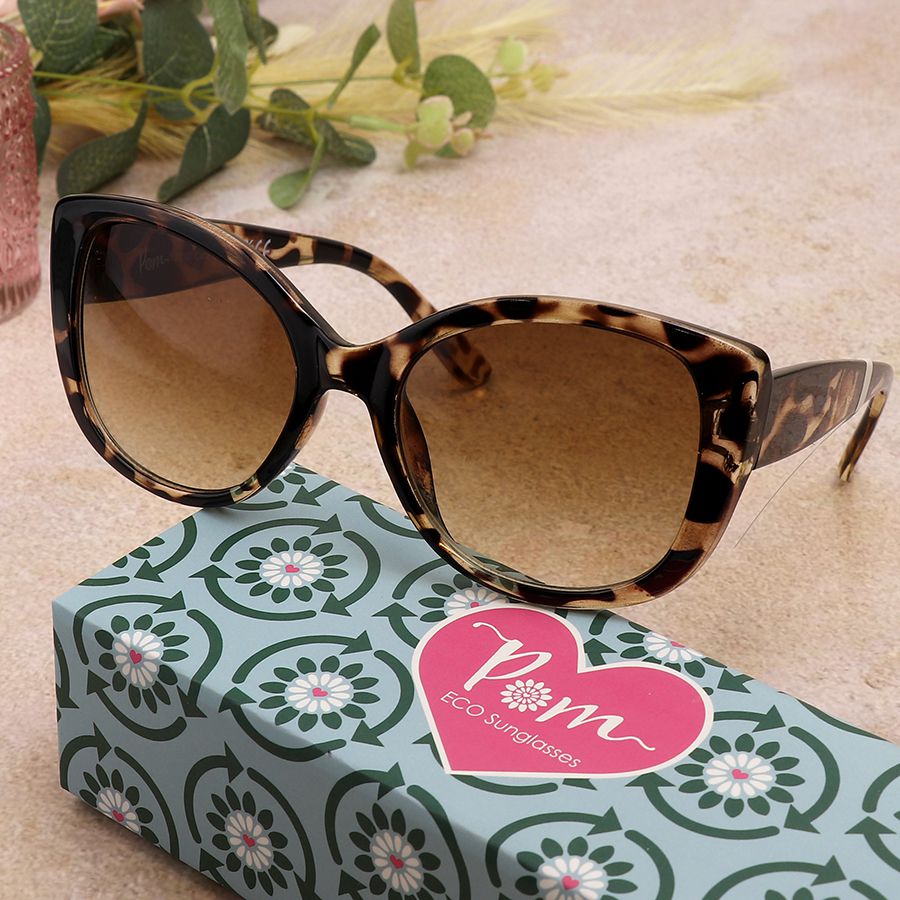 POM Recycled Tortoiseshell Sunglasses | Sugarplum Boutique  display picture 3