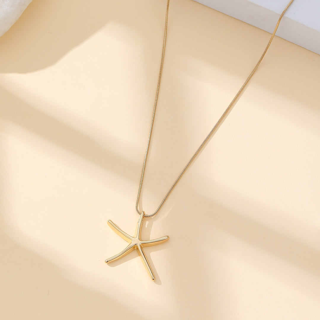 Mauritius Star Fish Short Necklace Gold - Sugarplum Boutique