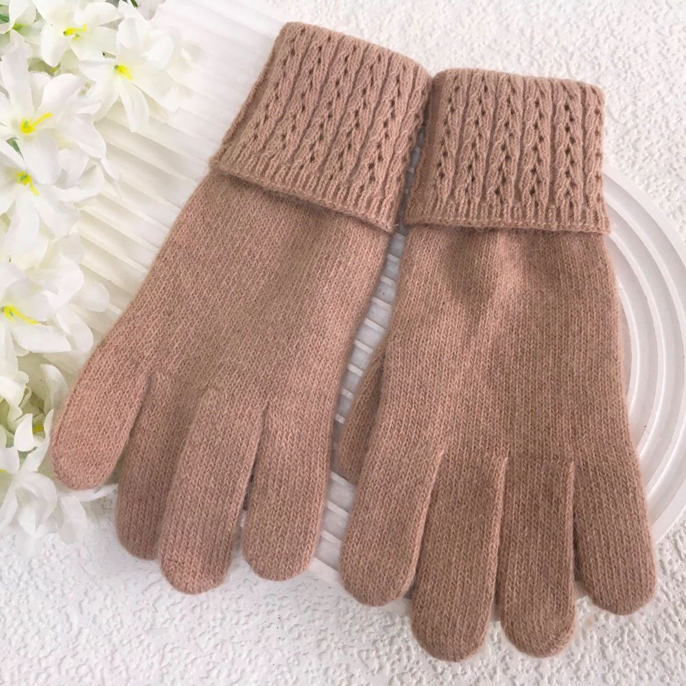 Cable Cuff Vintage Pink Gloves - Sugarplum Boutique