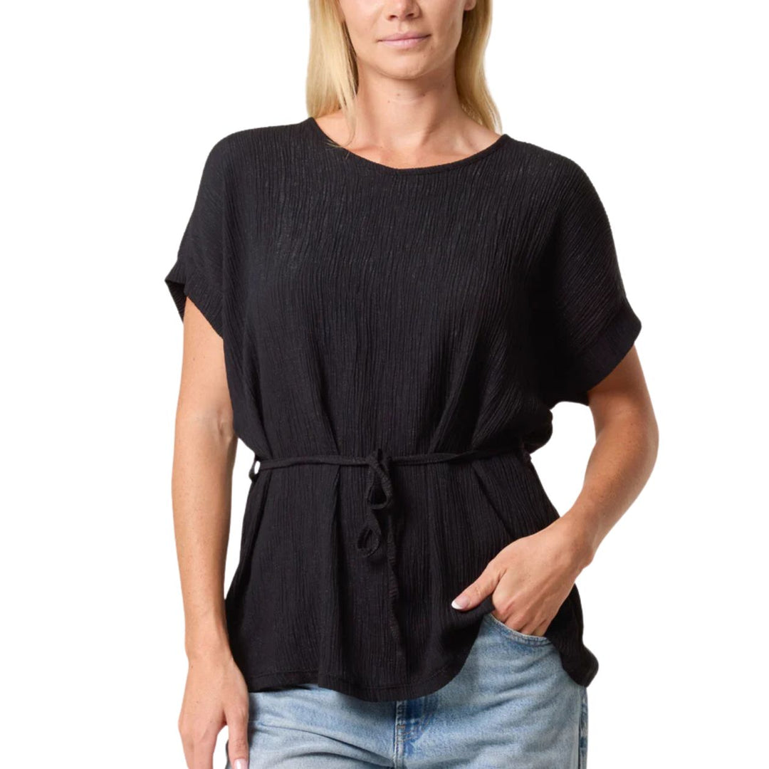 Charlie Crinkle Black Belted Short Sleeve Top - Sugarplum Boutique