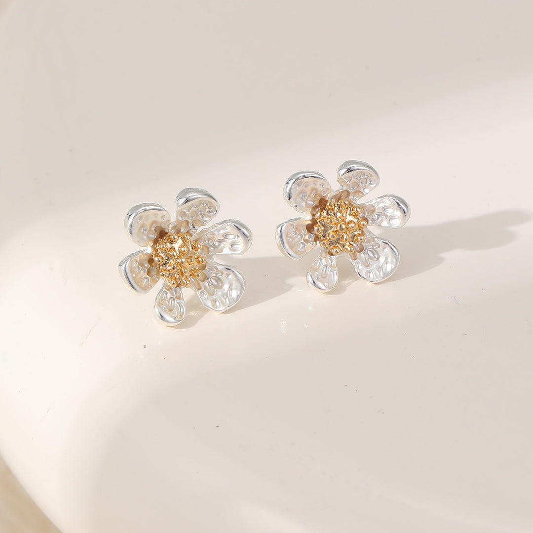 Dainty Brushed Silver Flower Stud Earrings - Sugarplum Boutique