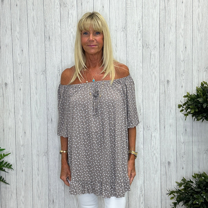 Ditsy Floral Short Sleeve Frill Hem Top Mocha Brown -  Sugarplum Boutique