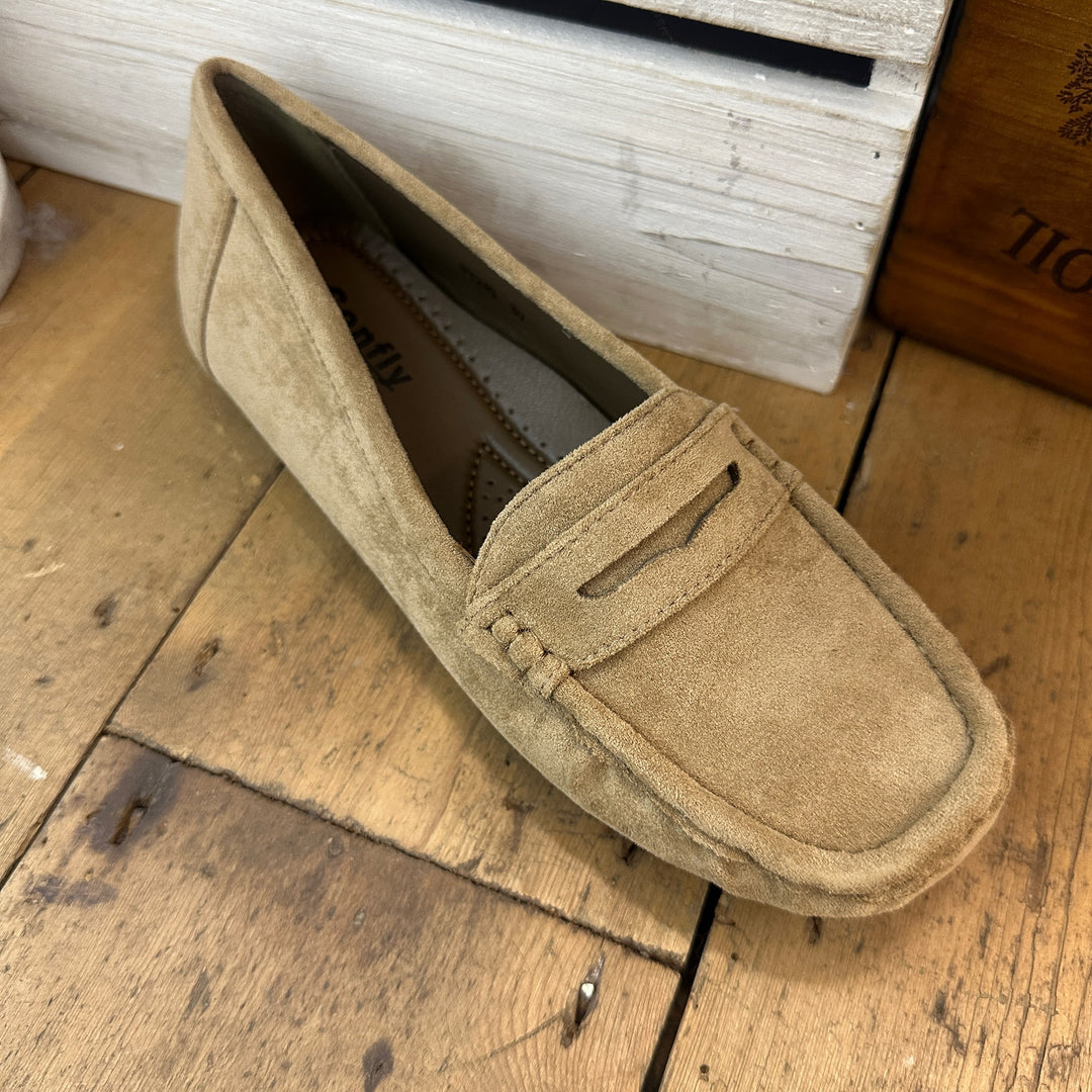 Flat Moccasin Faux Suede Cushioned Lightweight Loafer Shoe Camel - Sugarplum Boutique