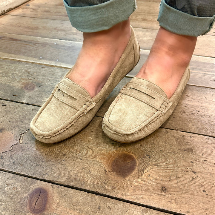 Flat Moccasin Faux Suede Cushioned Lightweight Loafer Shoe Camel - Sugarplum Boutique