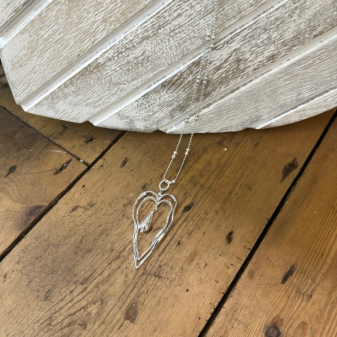 Mia Heart Long Necklace - Sugarplum Boutique
