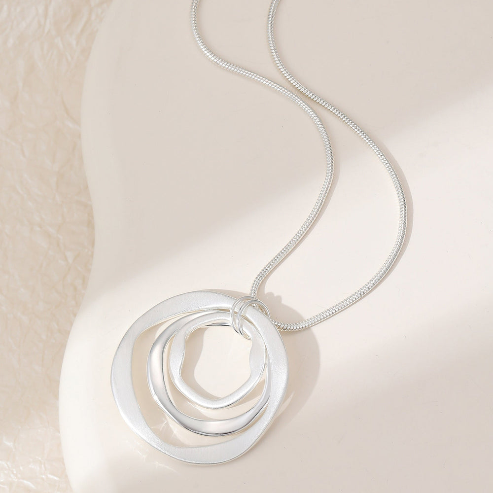 Georgia Triple Circle Short Necklace Silver - Sugarplum Boutique