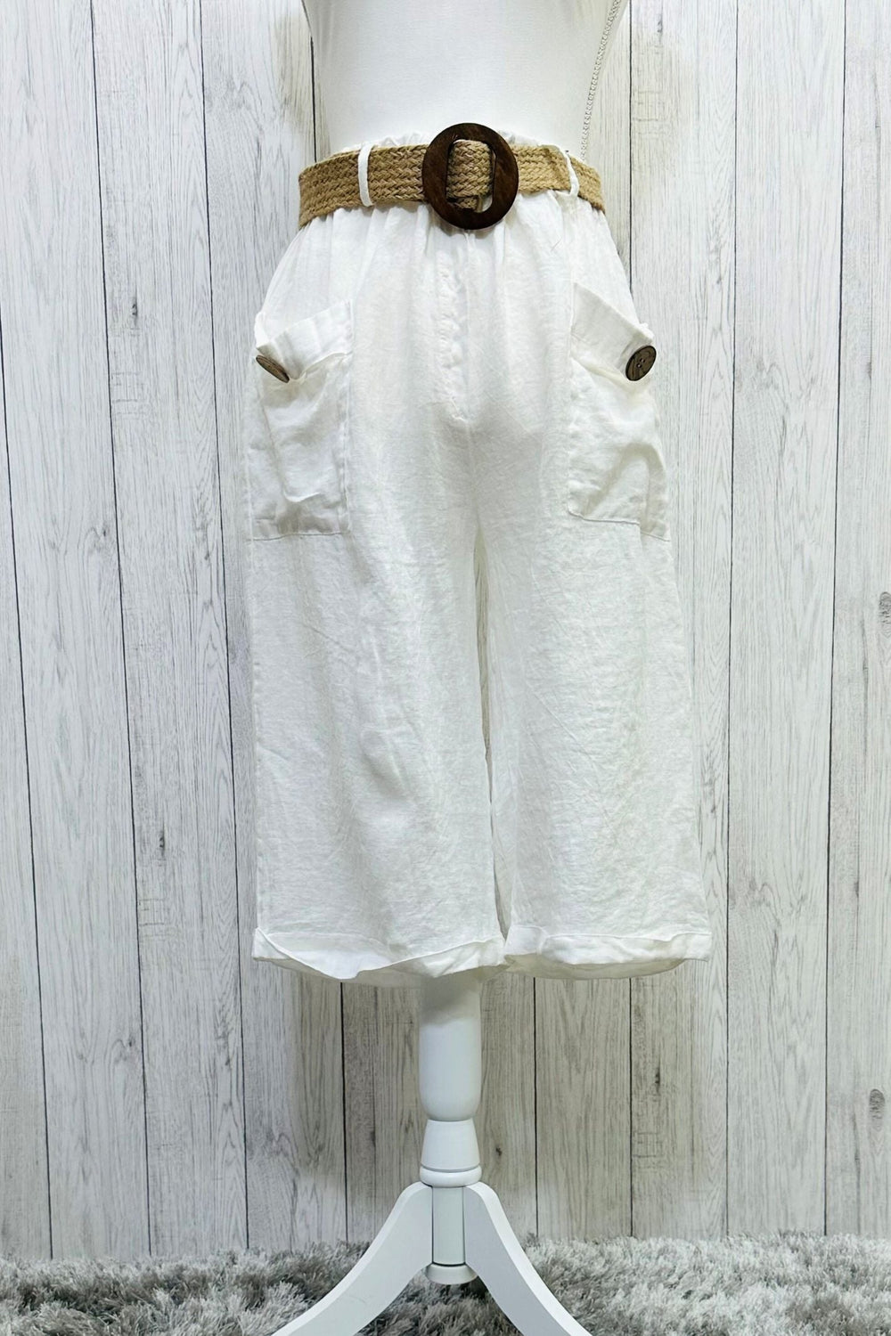 Gina Linen Shorts White - Sugarplum Boutique