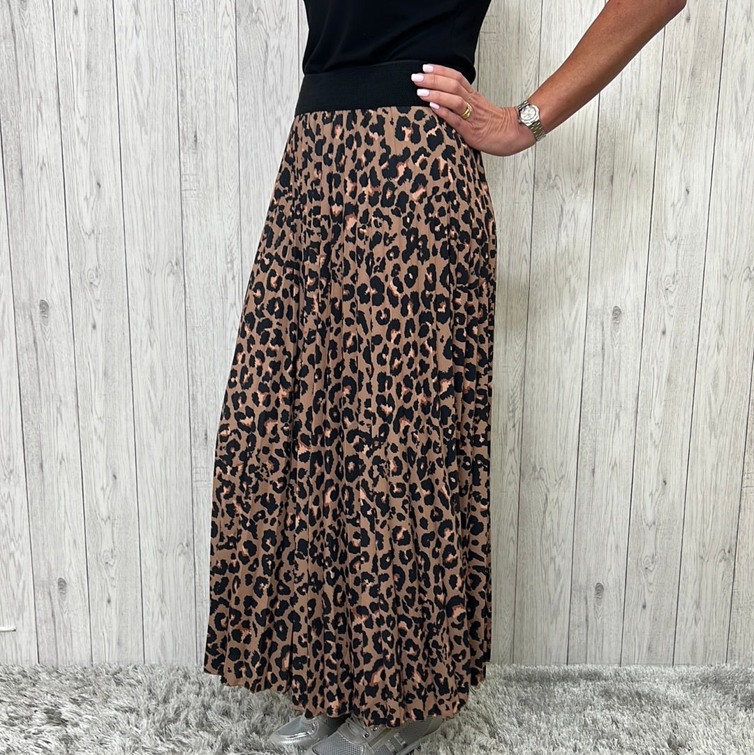 Made In Italy Ava Camel Brown Pleated Animal Print Skirt - Sugarplum Boutique