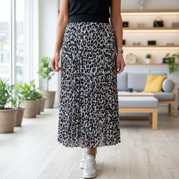 Made In Italy Ava Light Grey Pleated Animal Print Skirt - Sugarplum Boutique