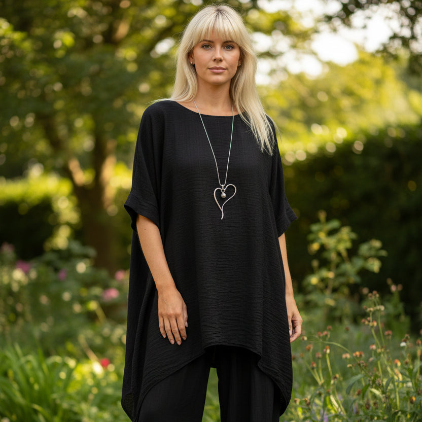 Made In Italy Relaxed Fit Luella Black Top - Sugarplum Boutique