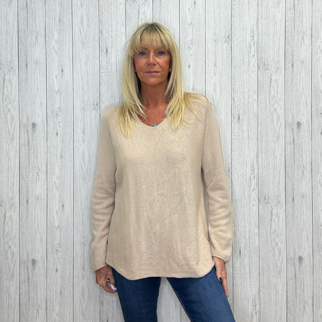 Made In Italy Vienna V Neck Jumper Seamed Arm Stone - Sugarplum Boutique