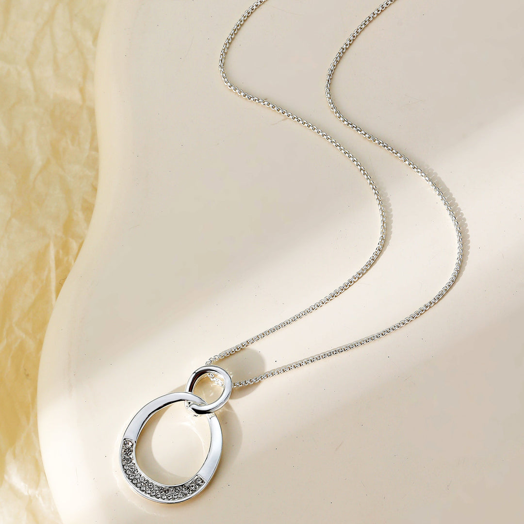 Obi Offset Circle Diamante Silver Short Necklace - Sugarplum Boutique