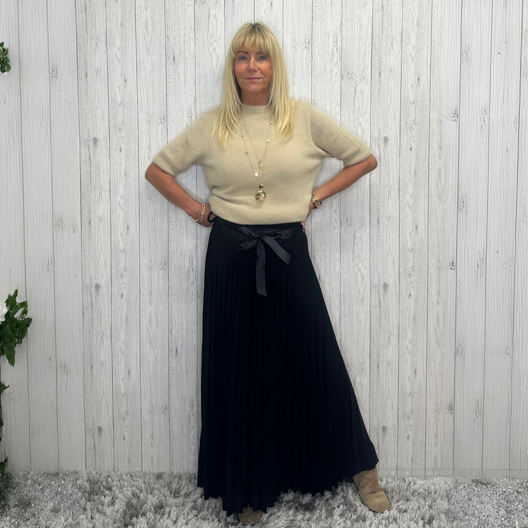 Paignton Black Wool Mix Pleated Skirt - Sugarplum Boutique