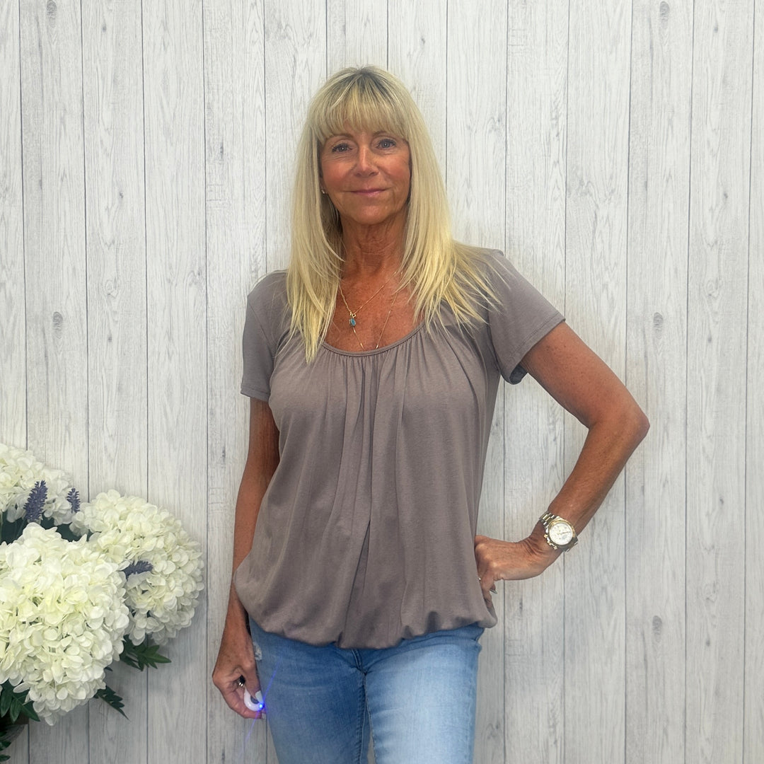 Paulie Scoop Neck Short Sleeve T-Shirt Mocha Brown - Sugarplum Boutique