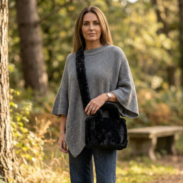 Sophia Black Faux Fur Handbag - Sugarplum Boutique 
