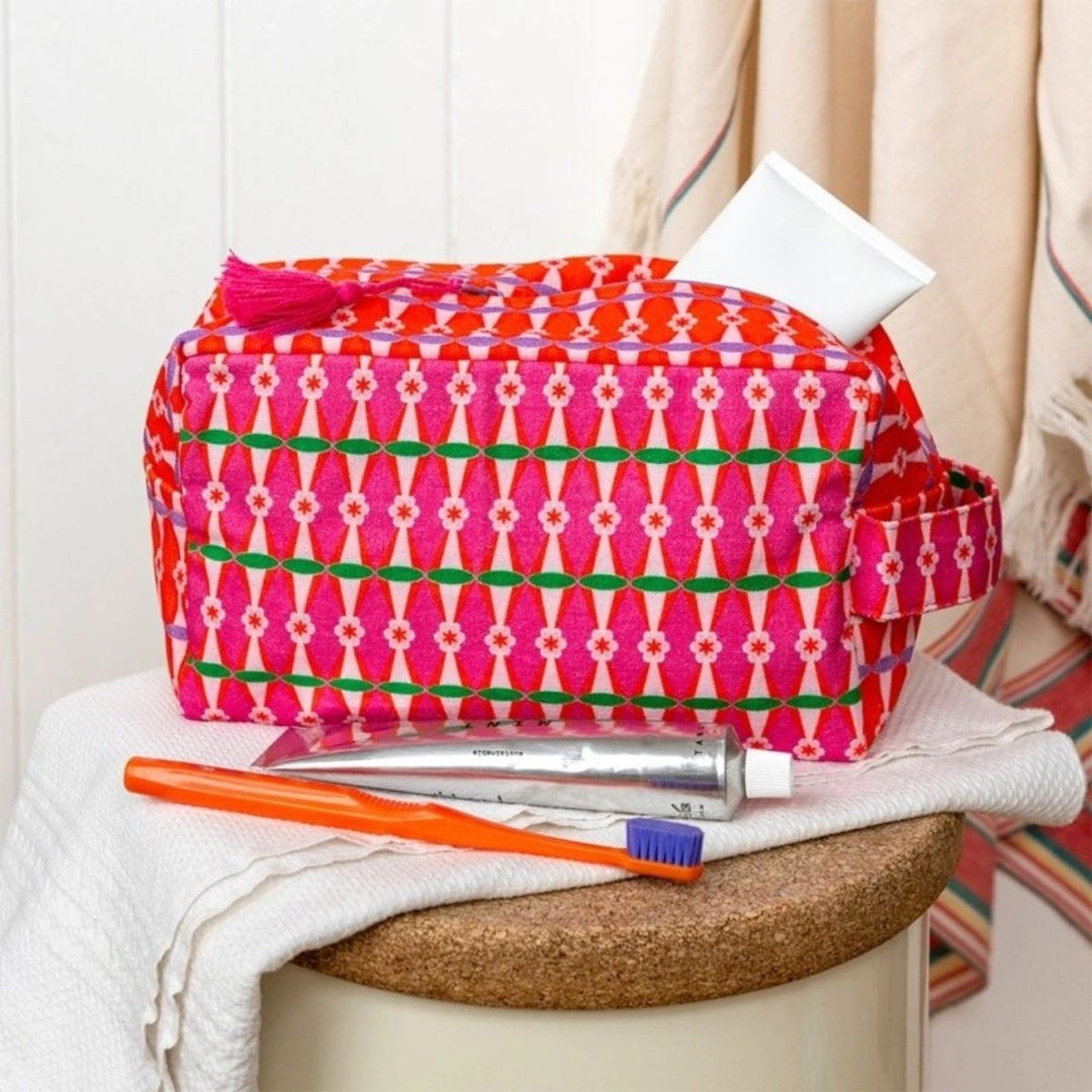 Wash Bag - Geometric Flower - Sugarplum Boutique