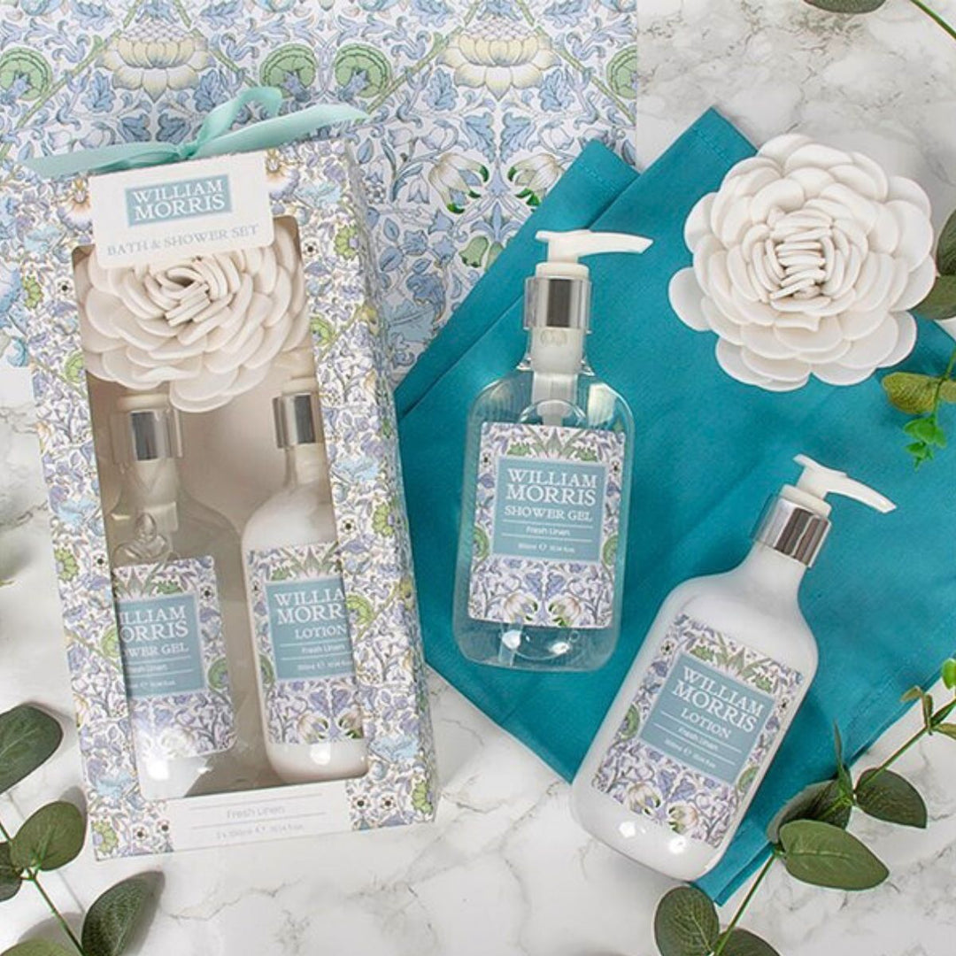 William Morris Fresh Linen Shower Set White - Sugarplum Boutique