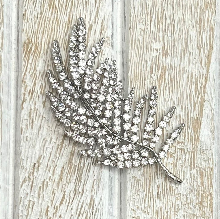 Diamante Leaf Brooch Silver - Sugarplum Boutique