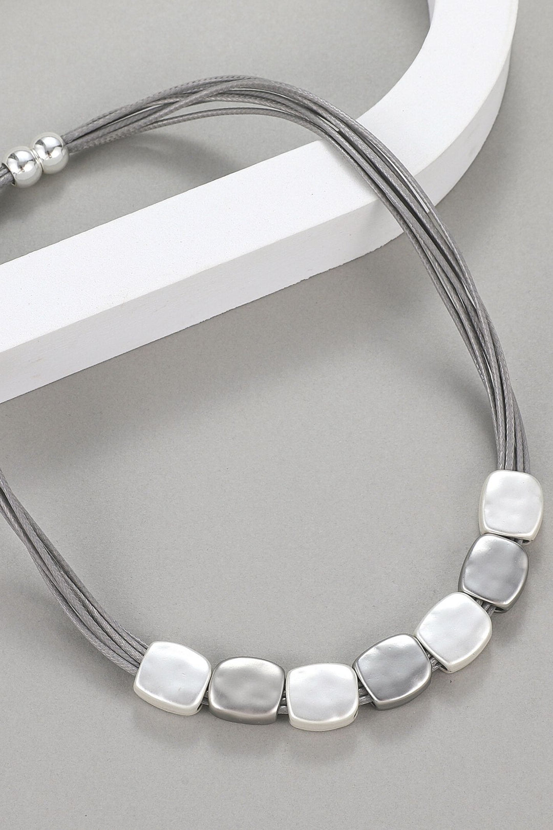 Shelley Magnetic Short Necklace Silver Grey - Sugarplum Boutique